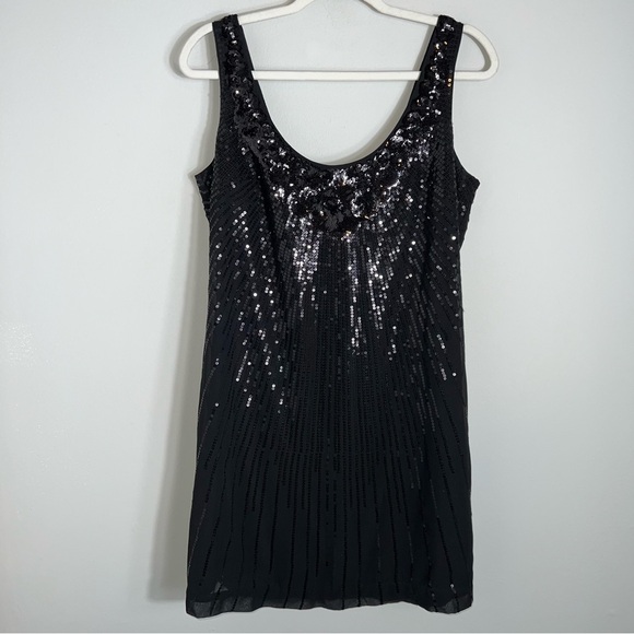 White House Black Market Dresses & Skirts - White House Black Market Sleeveless Sequin Cocktail Dress-Black-Size 10